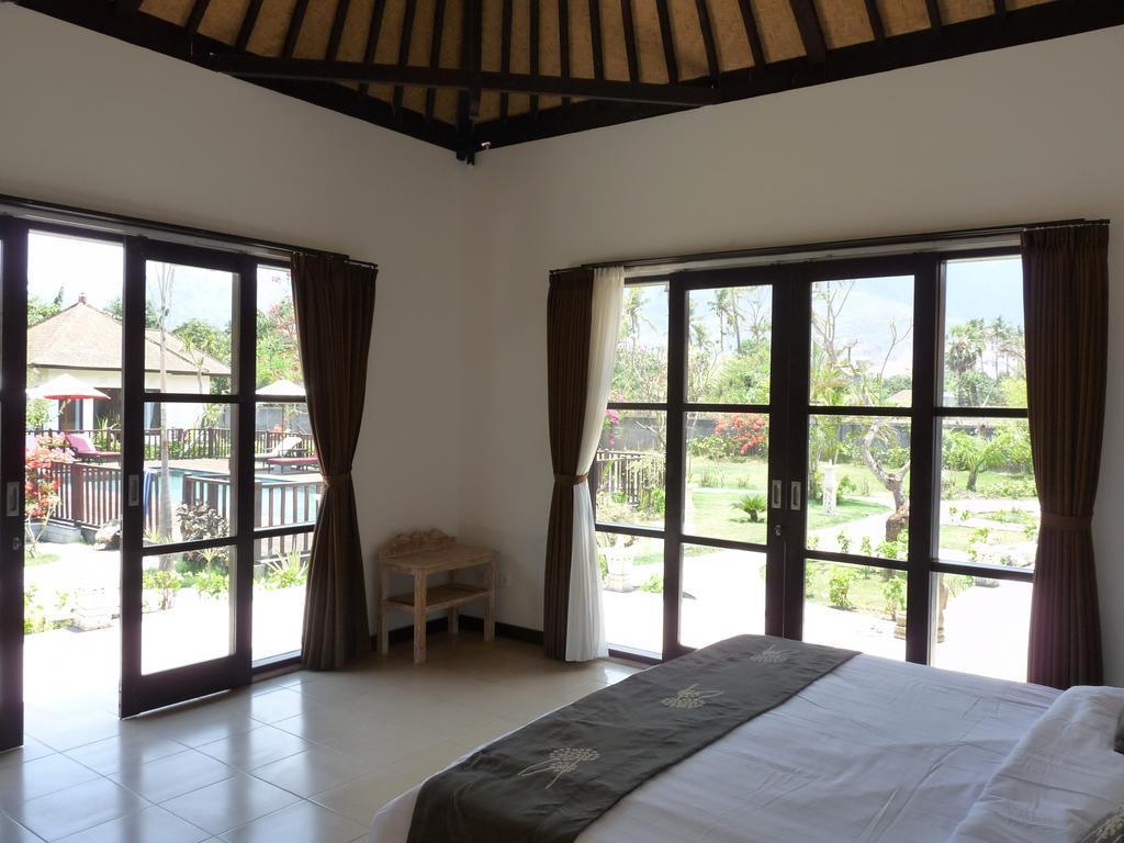 Taman Dewi Sri Villa Et Bungalow Pemuteran  Phòng bức ảnh